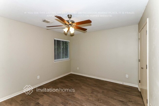 Building Photo - 11727 Standing Pine Ln