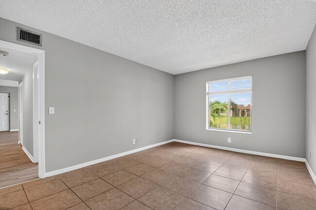 Building Photo - 629 Sea Pine Way