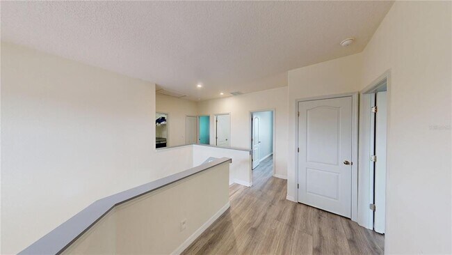 Building Photo - 3044 Camino Real Dr S