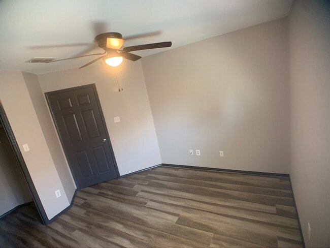 Building Photo - 7247 Irish Valley Trail