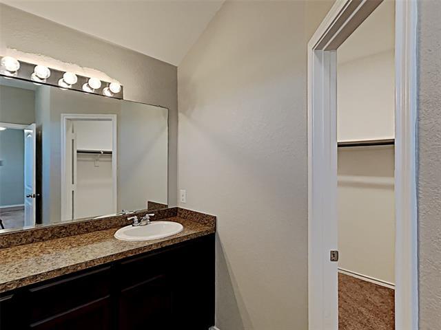 Building Photo - 7948 Mosspark Ln
