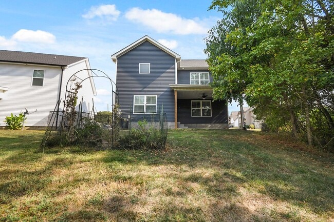 Building Photo - Pet Friendly Four Bedroom!