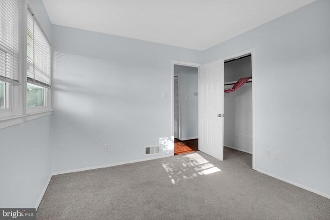Building Photo - 13209 Thornton Dr