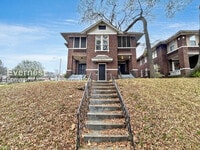 Building Photo - 180 Clark Pl