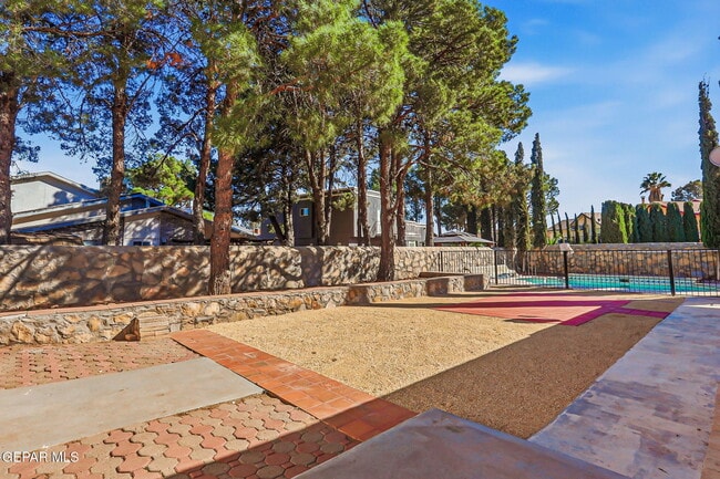 Building Photo - 2356 Juliette Low Dr