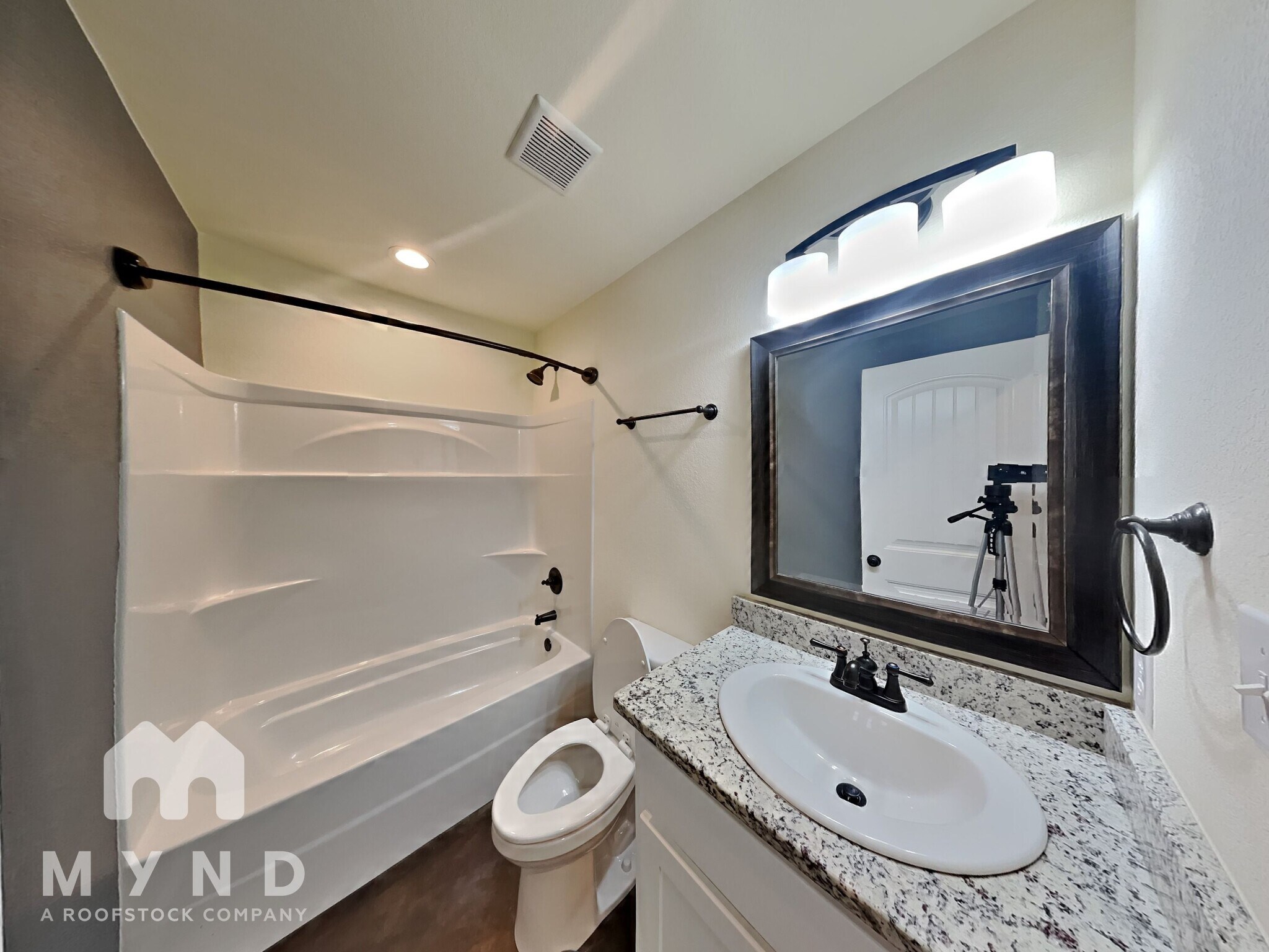 Building Photo - 2715 San Gabriel Dr