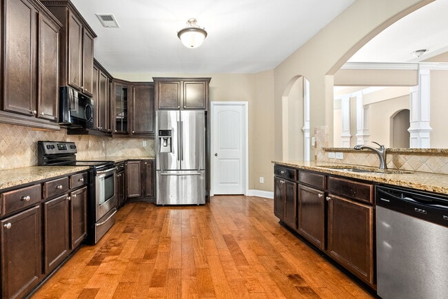 Building Photo - 2316 Tuscany Pl