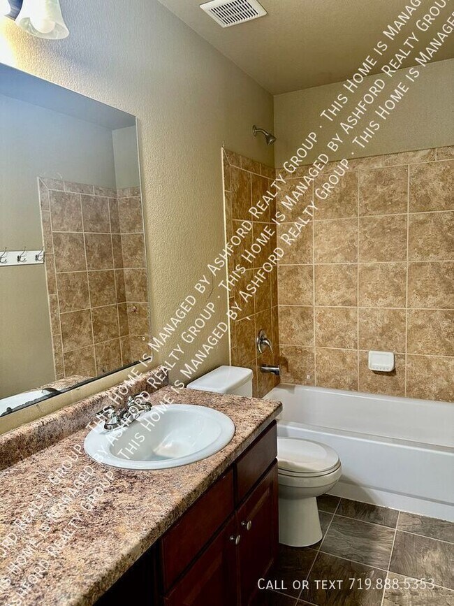 Building Photo - 3755 Reindeer Cir