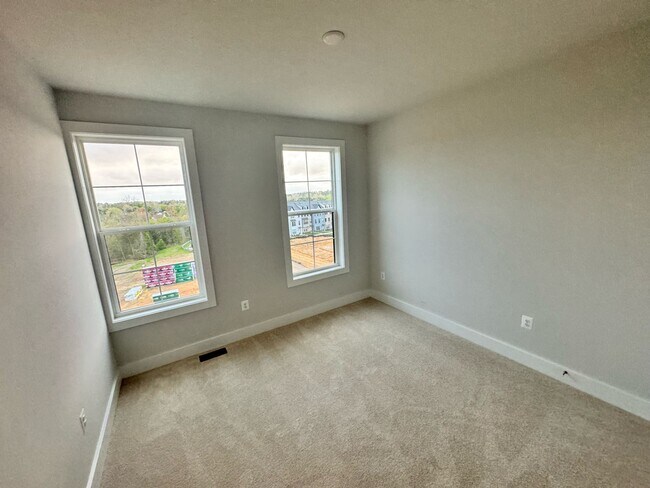 Building Photo - 551 Munson Woods Walk