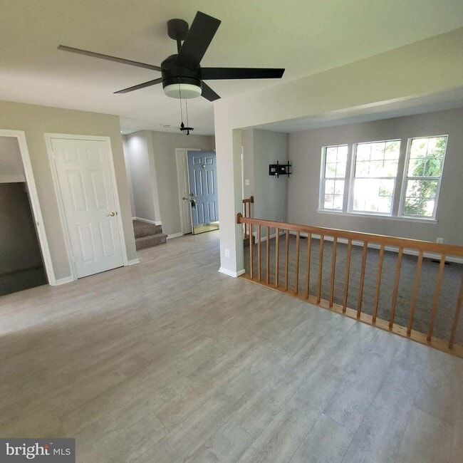 Building Photo - 733 Orley Pl
