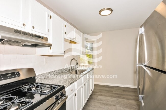 Building Photo - 8620 Graham Ln