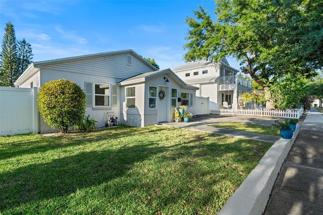 Building Photo - 663 Callahan St
