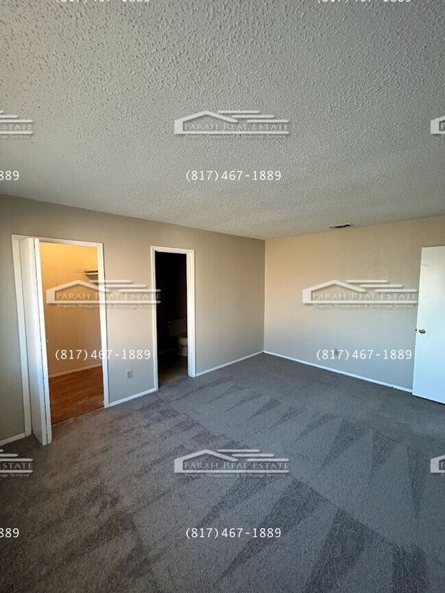 Building Photo - 3/2 in Arlington, Available Now!