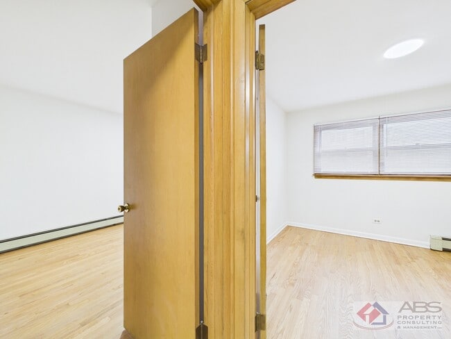 Building Photo - 11219 S Martin Luther King Dr