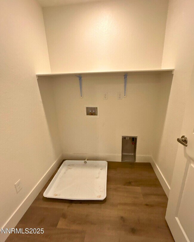 Building Photo - 7976 Corundum Dr