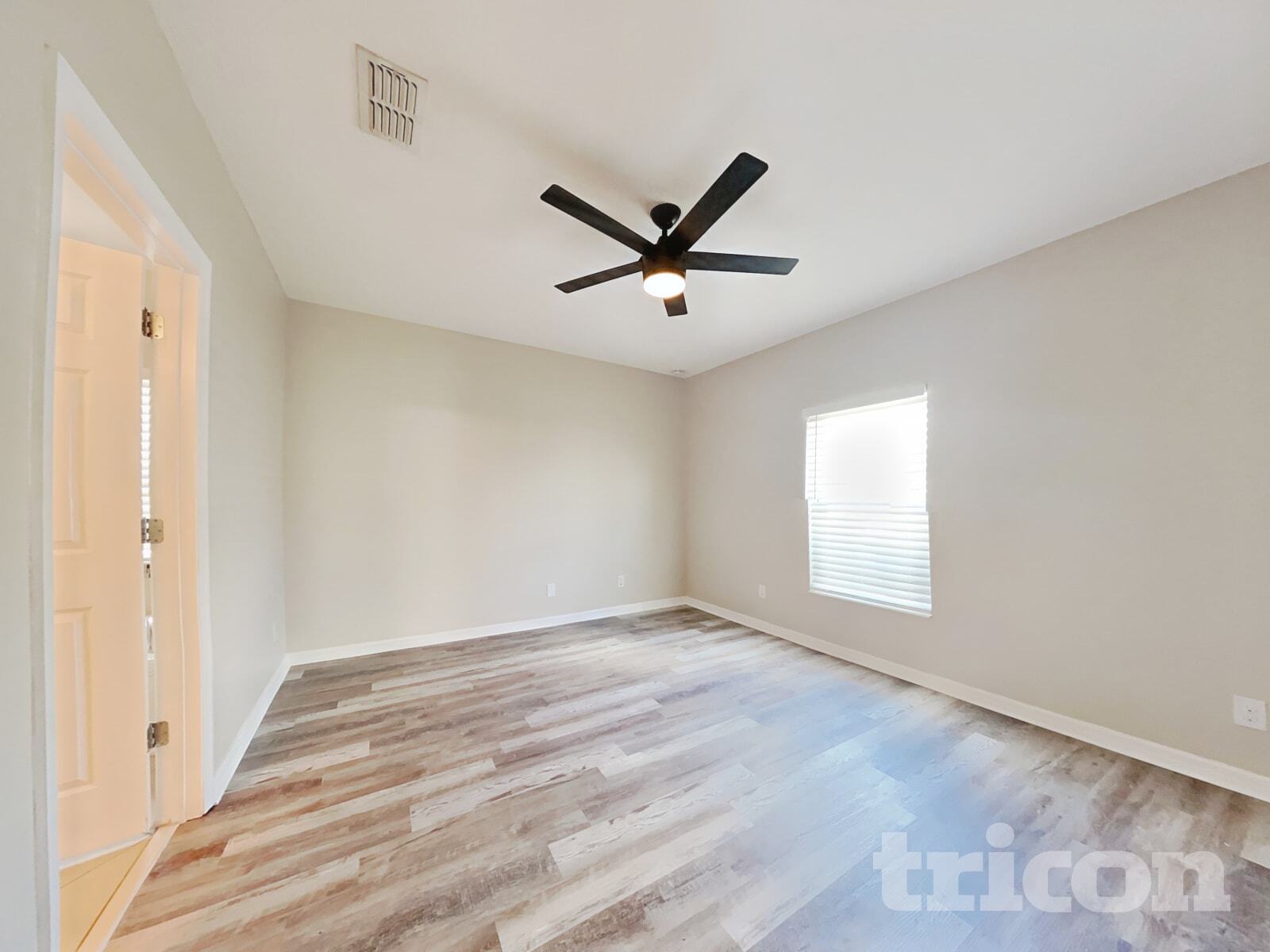 Building Photo - 4887 Rockvale Dr