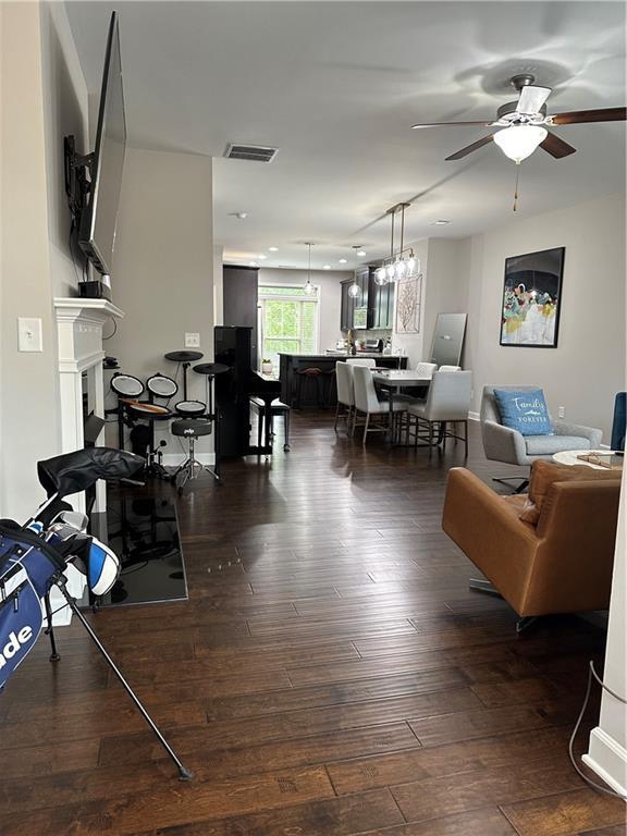 Primary Photo - 4253 Tacoma Trce