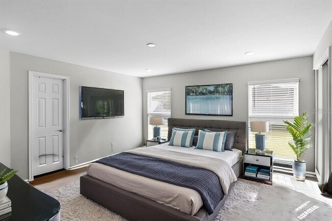 Building Photo - 524 Scenic Blf Blvd