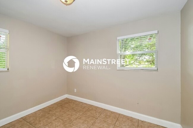 Building Photo - 3 Bedroom Pet-Friendly Home in Jacksonvill...