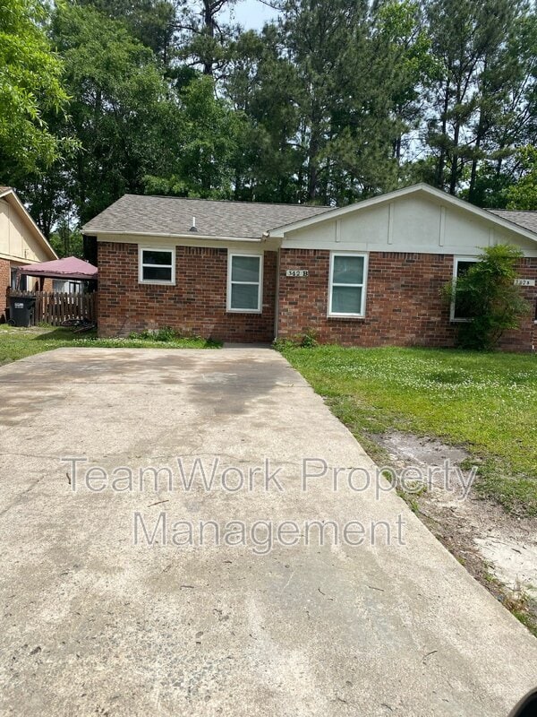 Primary Photo - 342B Dorchester Manor Blvd