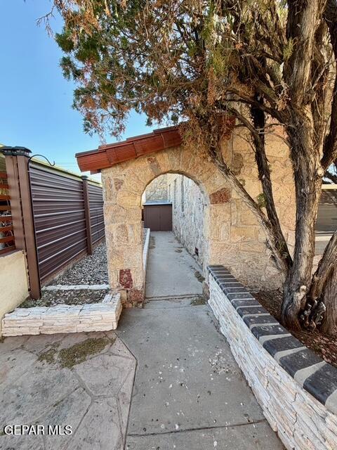 Building Photo - 4018 Sacramento Ave