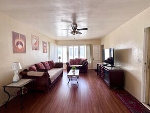 Building Photo - 8211 Crenshaw Dr