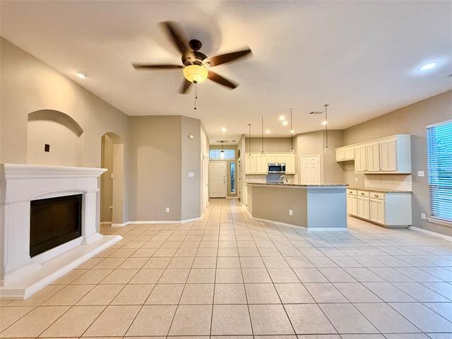 Building Photo - 2916 Red Wolf Dr