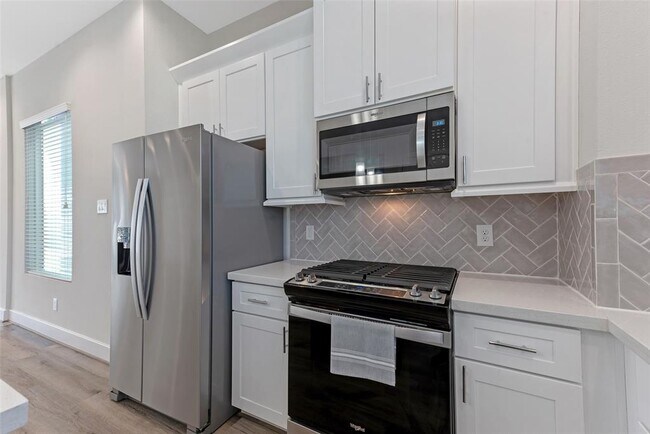 Building Photo - 4814 Brinkman St