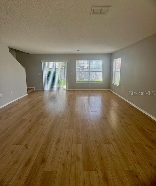 Building Photo - 1032 Chalcedony St