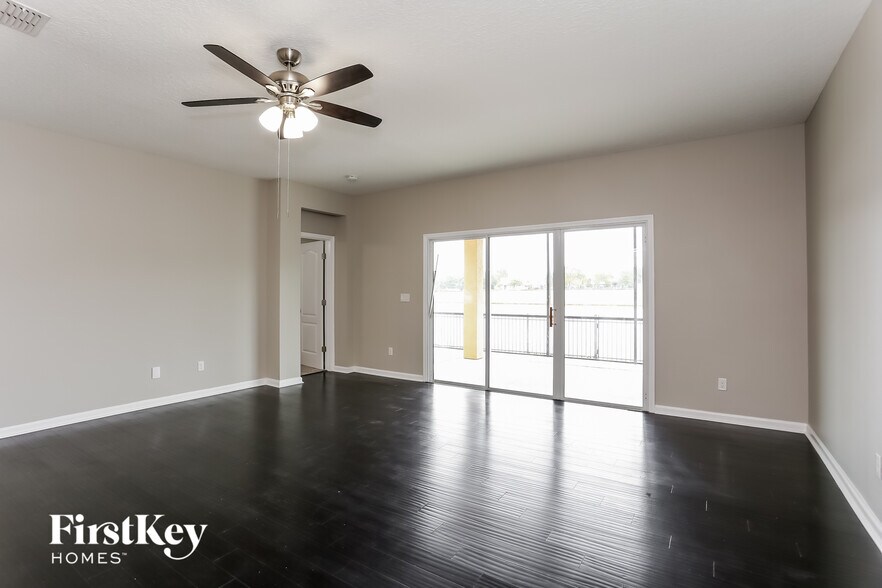 Building Photo - 16367 Magnolia Grove Way