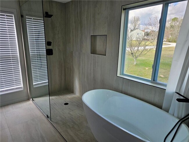 Building Photo - 1222 Paiute Ct