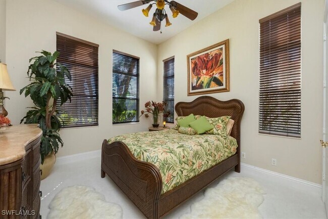 Building Photo - 8535 Bellagio Dr