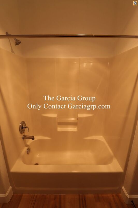 Building Photo - 765 NE Adwick Dr