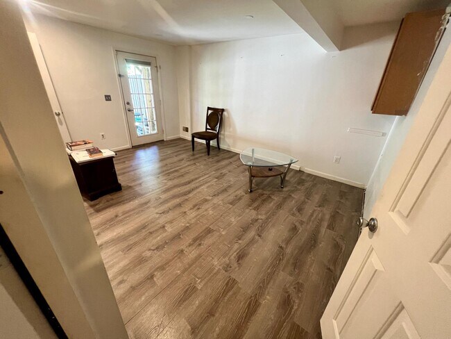 Building Photo - 16851 Toms River Loop
