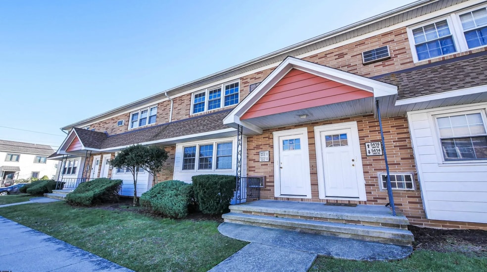Building Photo - 5410 Suffolk Ct