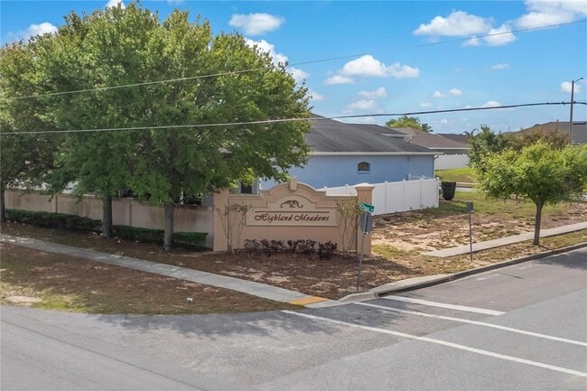 Building Photo - 520 Pheasant Dr