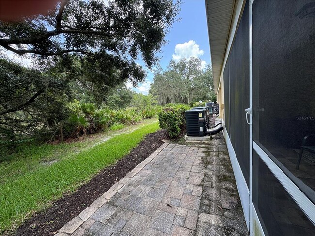 Building Photo - 8552 Trail Wind Dr