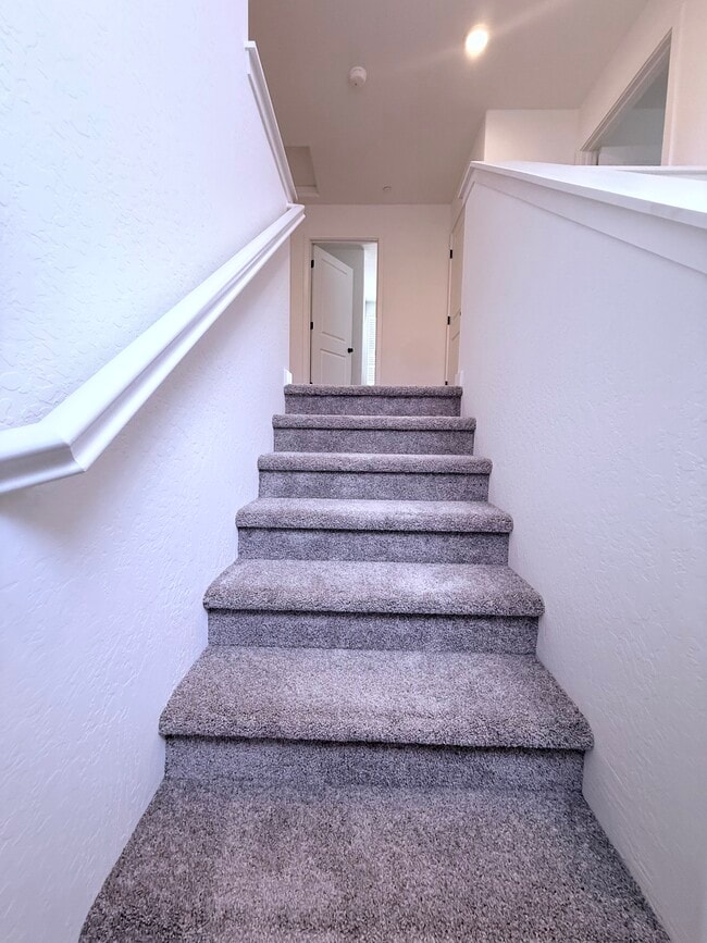 Building Photo - 4026 N Brent Ave