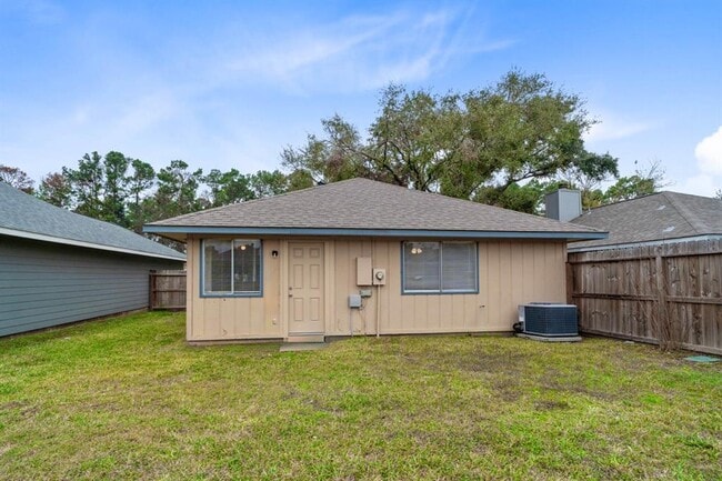 Building Photo - 23302 Summer Pine Dr
