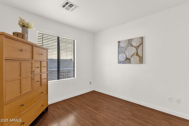 Building Photo - 13636 N Saguaro Blvd