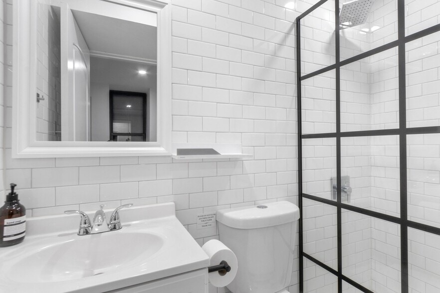 Building Photo - 432 Atkins Ave