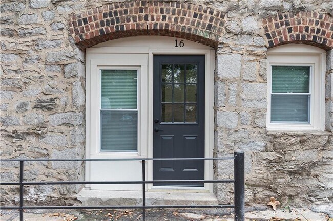 Building Photo - 360 Ponce De Leon Ave NE