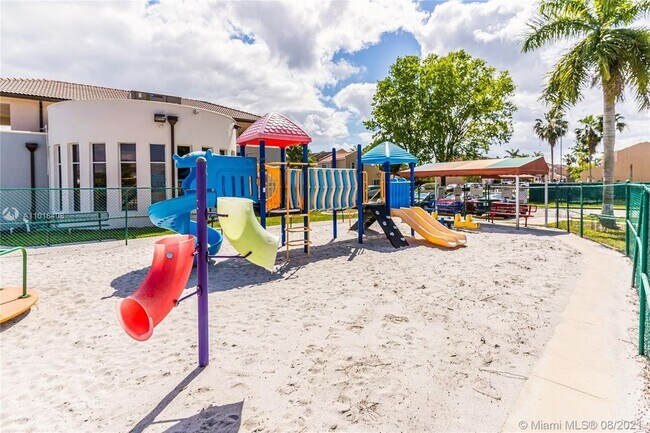 Building Photo - 15369 SW 36th Ter