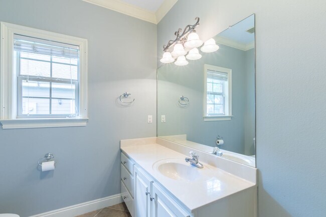Building Photo - 6149 Madison Dr