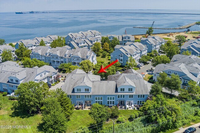 Primary Photo - 17 Skimmer Ln