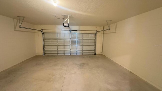 Building Photo - 5601 Brosnan Rd