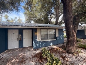 Building Photo - 611 Osceola Rd