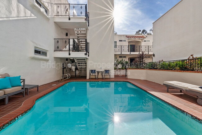 Building Photo - 3972 Jackdaw St