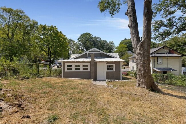 Building Photo - 4136 41st Ave N