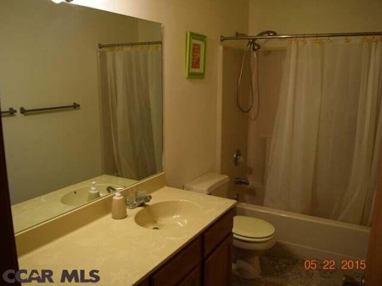 Building Photo - 831 Galen Dr
